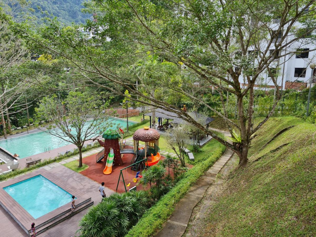4-7 Pax Genting View Resort Kempas Residence -Free Wifi, Netflix And Free Parking Genting Highlands Exterior photo